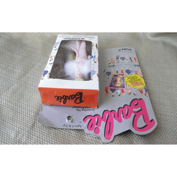 NEW VINTAGE 1996 by BASIC FUN,ENCHANTED EVENING BLONDE BARBIE DOLL KEYCHAIN (4") - Picture 7 of 9